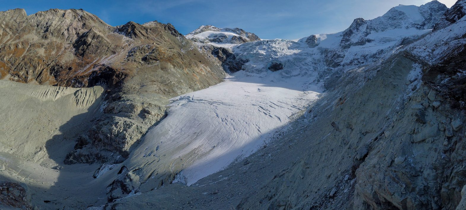 IPGP researchers search for nanoparticles on glaciers