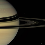 Saturne et ses anneaux