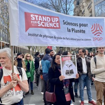 L'IPGP soutient le mouvement Stand Up For Science
