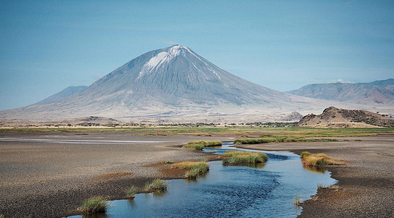 Evidence for a marine carbon recycling mechanism in Earth’s mantle