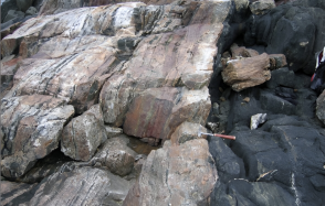 The oldest trace of a marine sedimentary environment?